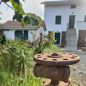 https://casa-bartola.hotelitalianriviera.com